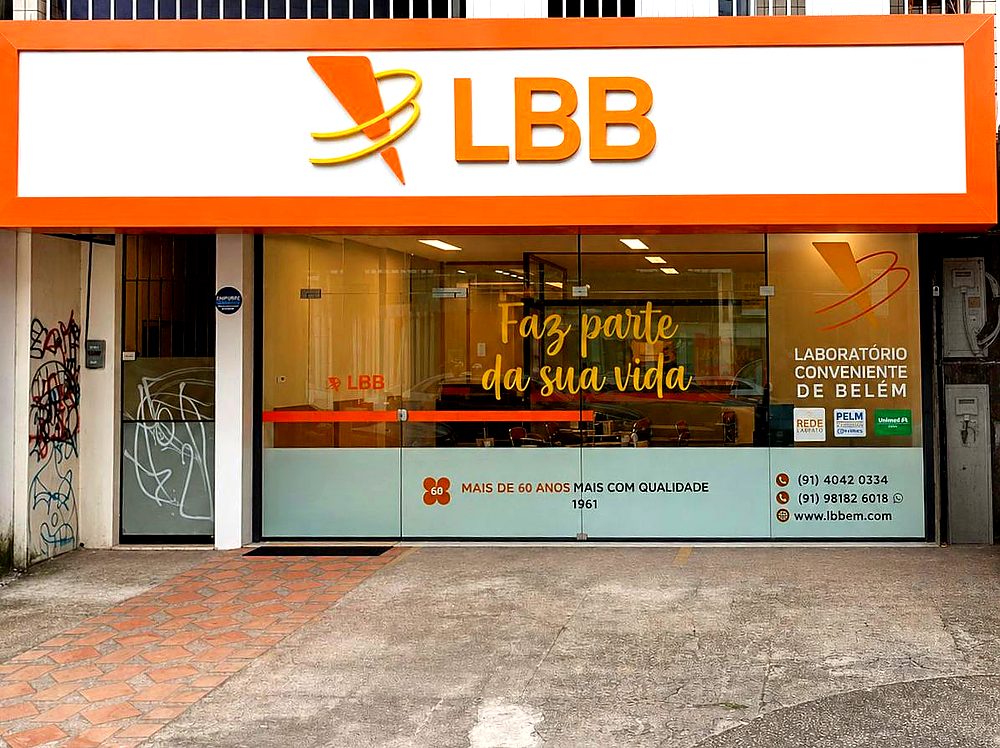 LBB — Fachada — Letra Caixa + Adesivagem